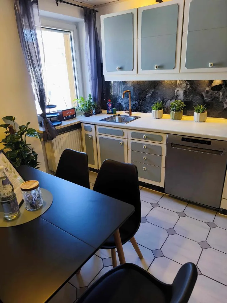 Küche der Ferienwohnung Burgperle im Haus 113 in Burghausen